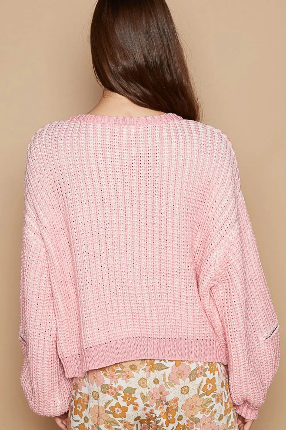 RM Round Neck Heart Patch Zipper Point Sleeve Sweater